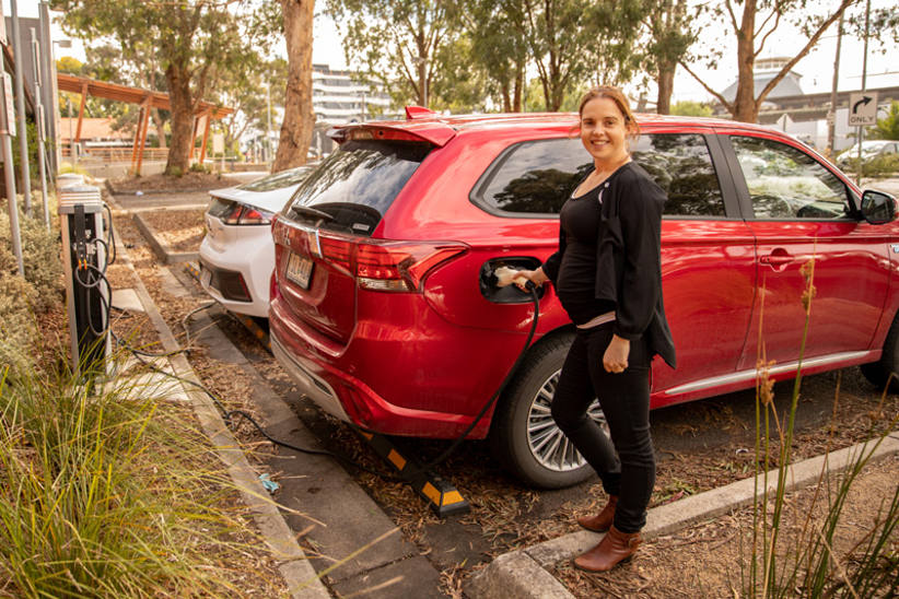 Moreland-City-council-mayor-and-ev-charge-station