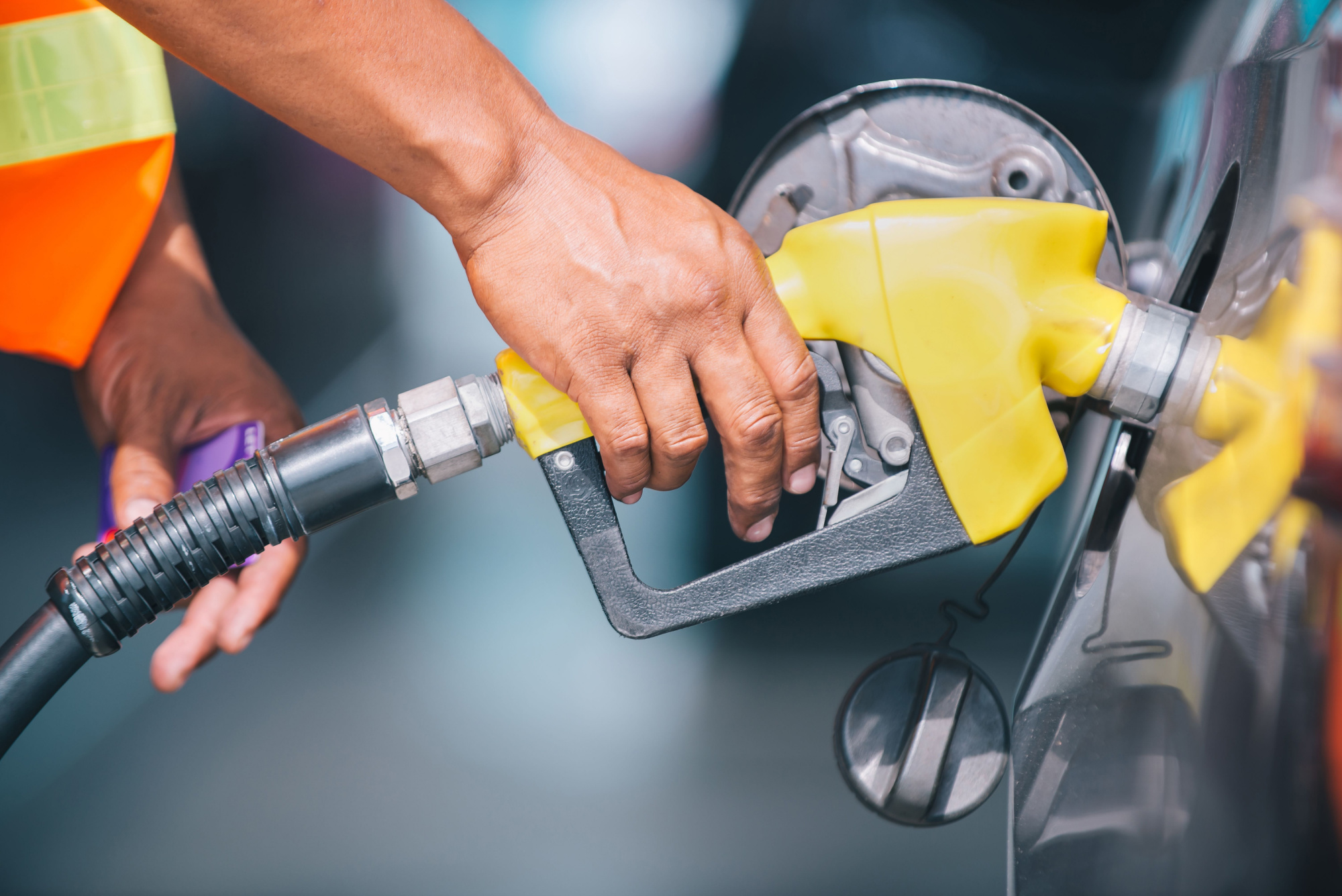 Incorporating fuel discounts in MaaS